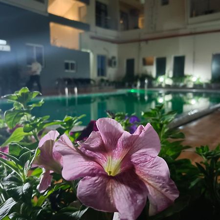 Hotel Ridley International ديغا المظهر الخارجي الصورة