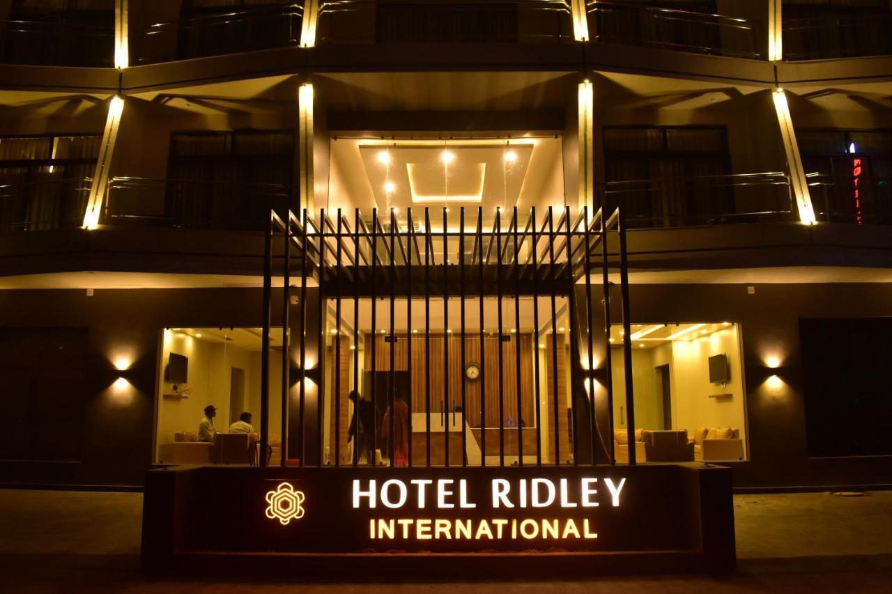 Hotel Ridley International ديغا المظهر الخارجي الصورة