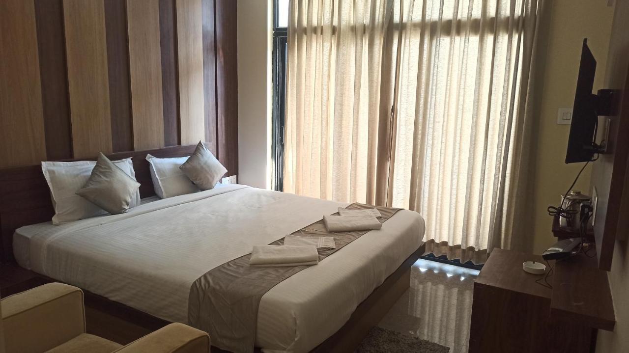 Hotel Ridley International ديغا المظهر الخارجي الصورة
