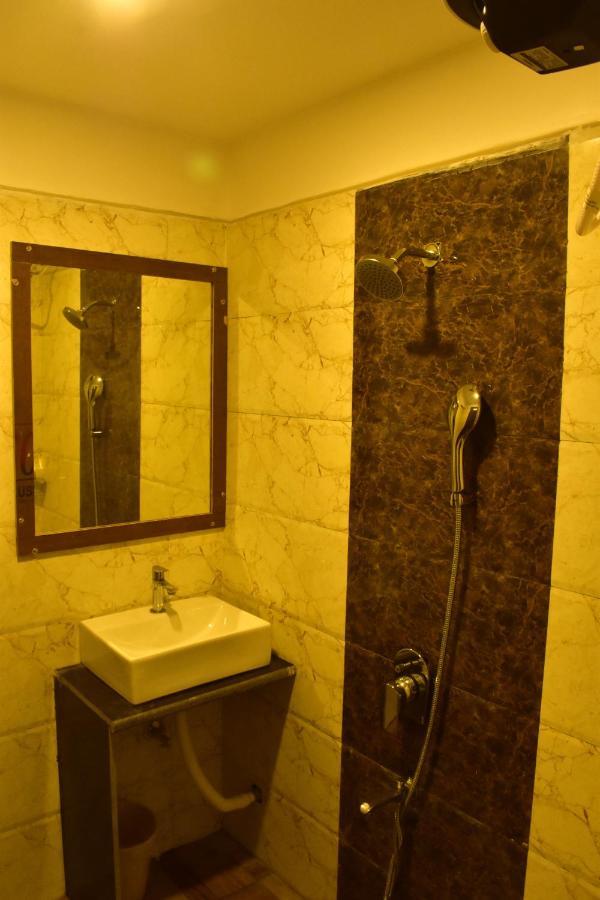 Hotel Ridley International ديغا المظهر الخارجي الصورة