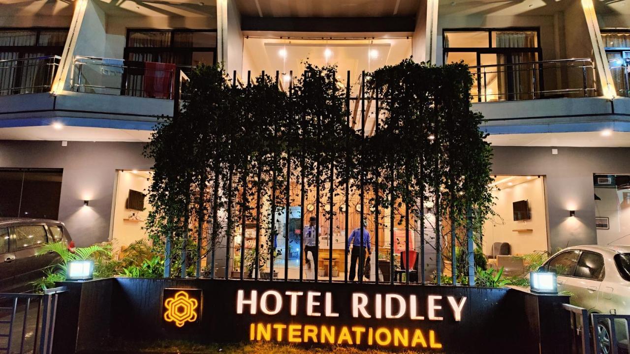Hotel Ridley International ديغا المظهر الخارجي الصورة