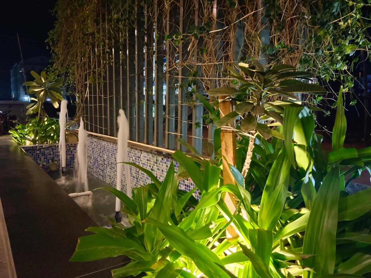 Hotel Ridley International ديغا المظهر الخارجي الصورة