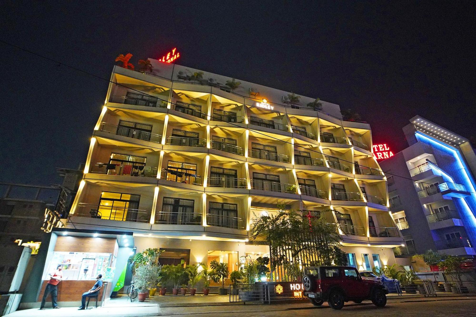 Hotel Ridley International ديغا المظهر الخارجي الصورة