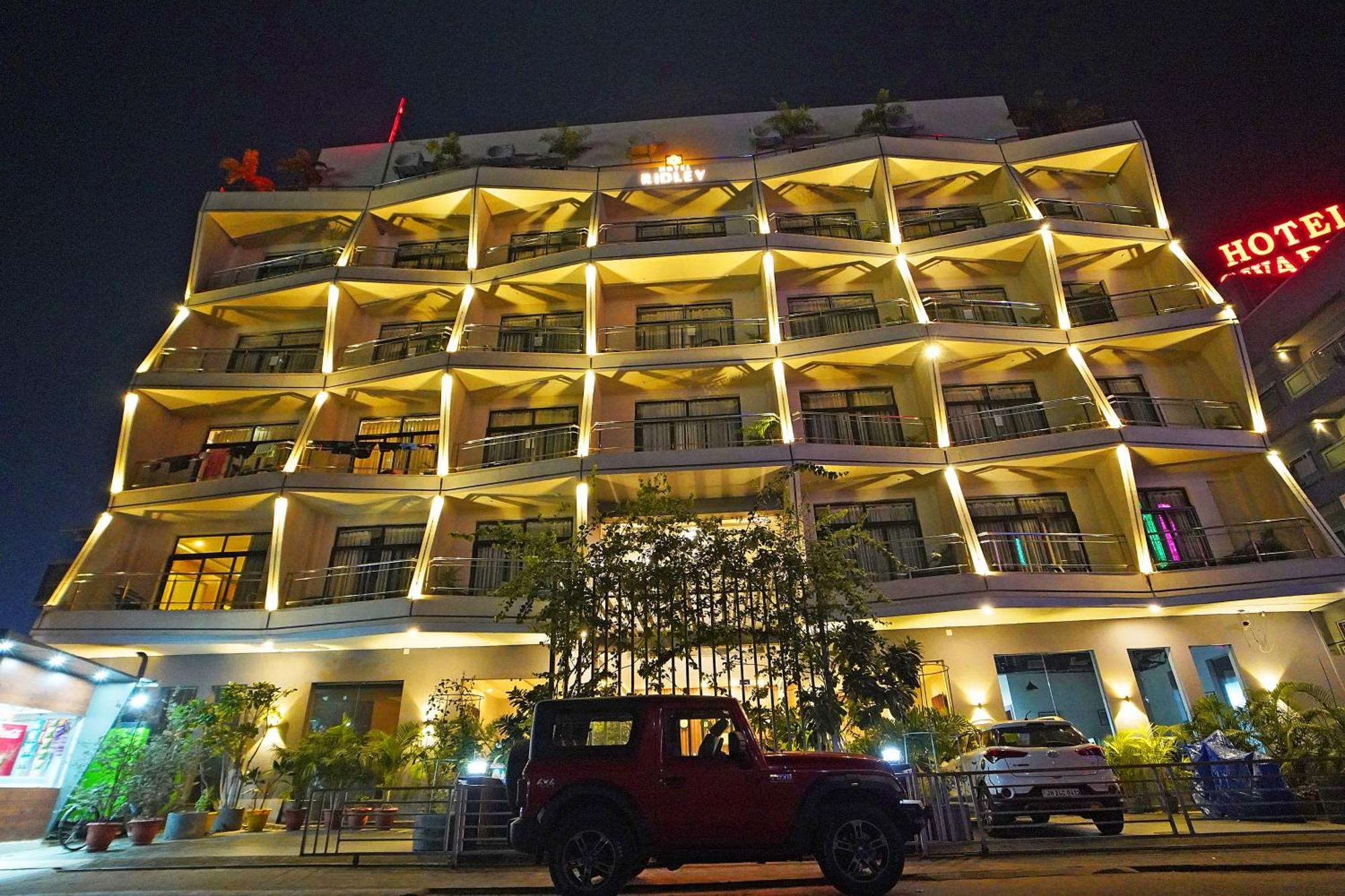 Hotel Ridley International ديغا المظهر الخارجي الصورة